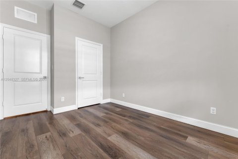 Touwnhouse à vendre à Lauderhill, Floride: 3 chambres, 138.98 m2 № 2251715 - photo 23