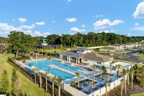 Casa en venta en Zephyrhills, Florida, 4 dormitorios, 179.86 m2 № 1724664 - foto 11