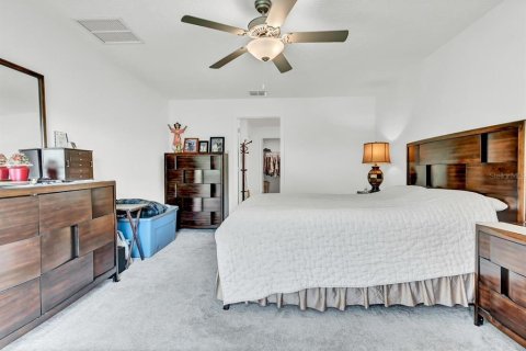Casa en venta en Zephyrhills, Florida, 4 dormitorios, 179.86 m2 № 1724664 - foto 7