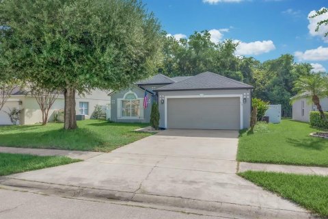 House in Sanford, Florida 3 bedrooms, 150.22 sq.m. № 2333954 - photo 2