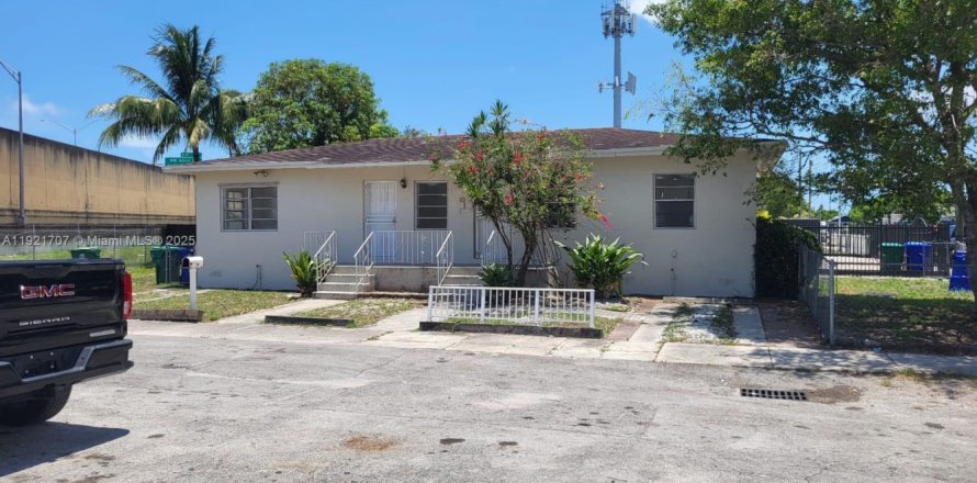 Квартира в Майами, Флорида 2 спальни, 111.95м2 № 1975358