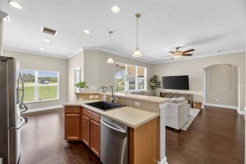 Villa ou maison à vendre à Valrico, Floride: 4 chambres, 188.41 m2 № 1901179 - photo 12