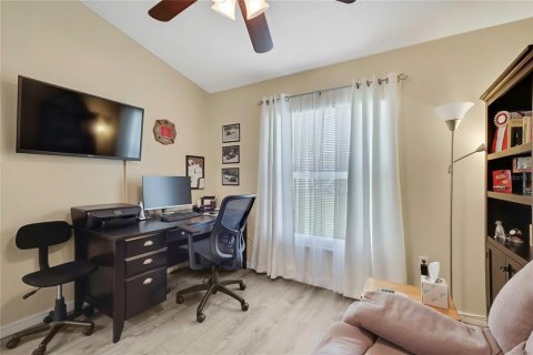 House in Spring Hill, Florida 3 bedrooms, 143.91 sq.m. № 2091570 - photo 24