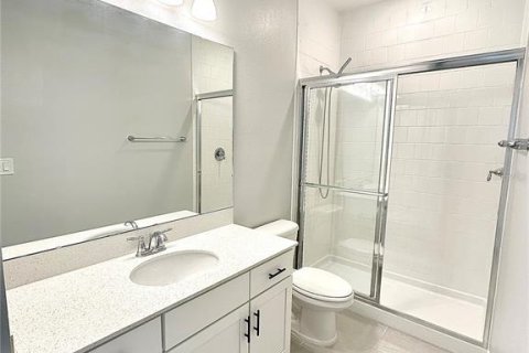 Villa ou maison à louer à Clermont, Floride: 5 chambres, 410.81 m2 № 1848187 - photo 24