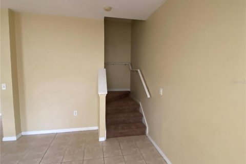 Townhouse in Brandon, Florida 3 bedrooms, 140.1 sq.m. № 1851392 - photo 16