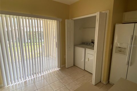 Townhouse in Brandon, Florida 3 bedrooms, 140.1 sq.m. № 1851392 - photo 6