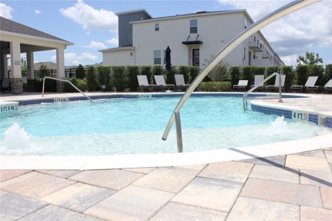 Villa ou maison à vendre à Kissimmee, Floride: 4 chambres, 189.71 m2 № 2310634 - photo 10