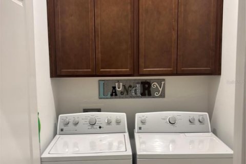 Villa ou maison à vendre à Kissimmee, Floride: 4 chambres, 189.71 m2 № 2310634 - photo 30