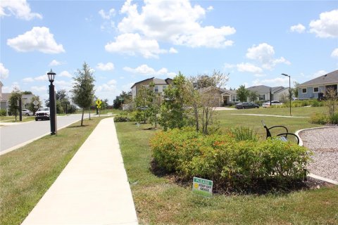 Villa ou maison à vendre à Kissimmee, Floride: 4 chambres, 189.71 m2 № 2310634 - photo 5