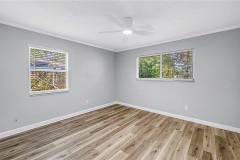 House in Saint Petersburg, Florida 2 bedrooms, 78.04 sq.m. № 1800409 - photo 27