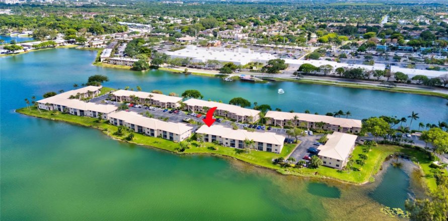 Condo in Margate, Florida, 2 bedrooms № 1168567