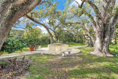 Снять в аренду таунхаус в Майами, Флорида 3 спальни, 119.1м2, № 2011104 - фото 28