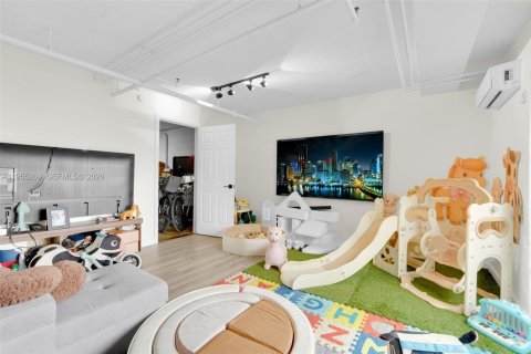 Снять в аренду таунхаус в Майами, Флорида 3 спальни, 119.1м2, № 2011104 - фото 23