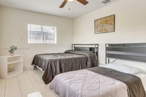 Casa en venta en Miramar, Florida, 3 dormitorios, 141.68 m2 № 1982362 - foto 15