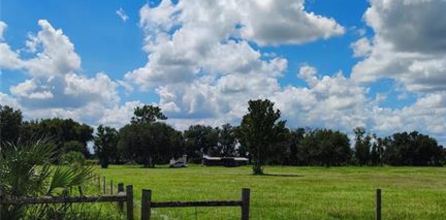 Land in Riverview, Florida № 2379544