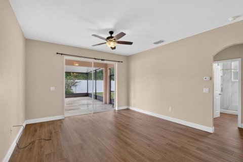Villa ou maison à louer à Fish Hawk, Floride: 3 chambres, 164.62 m2 № 2167797 - photo 17