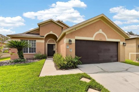 Villa ou maison à louer à Fish Hawk, Floride: 3 chambres, 164.62 m2 № 2167797 - photo 2