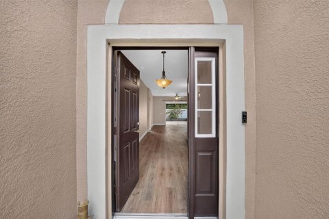 Villa ou maison à louer à Fish Hawk, Floride: 3 chambres, 164.62 m2 № 2167797 - photo 5