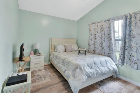 Купить виллу или дом в Делтона, Флорида 9 комнат, 158.03м2, № 1621068 - фото 23