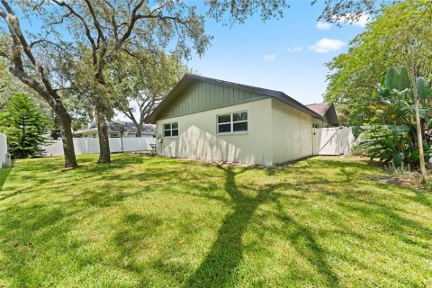 House in Palm Harbor, Florida 4 bedrooms, 183.67 sq.m. № 1803179 - photo 30