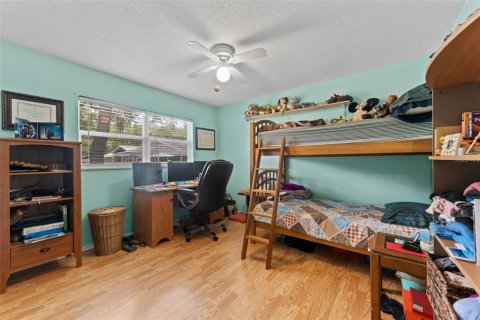 House in Palm Harbor, Florida 4 bedrooms, 183.67 sq.m. № 1803179 - photo 22