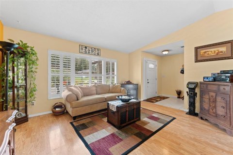 House in Palm Harbor, Florida 4 bedrooms, 183.67 sq.m. № 1803179 - photo 6