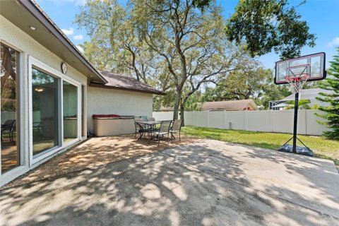 House in Palm Harbor, Florida 4 bedrooms, 183.67 sq.m. № 1803179 - photo 28