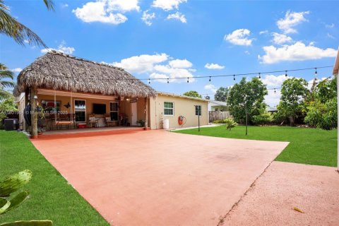 Villa ou maison à vendre à Homestead, Floride: 3 chambres, 160.16 m2 № 1727764 - photo 22