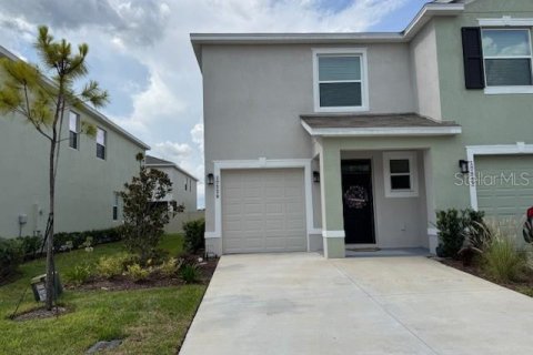 Adosado en alquiler en Land O' Lakes, Florida, 3 dormitorios, 163.32 m2 № 1827902 - foto 1