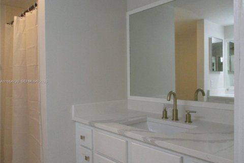 Copropriété à vendre à Stuart, Floride: 2 chambres, 101.45 m2 № 2026991 - photo 15