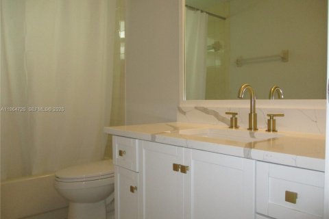 Copropriété à vendre à Stuart, Floride: 2 chambres, 101.45 m2 № 2026991 - photo 11