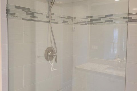 Adosado en alquiler en Treasure Island, Florida, 2 dormitorios, 132.85 m2 № 1915874 - foto 26