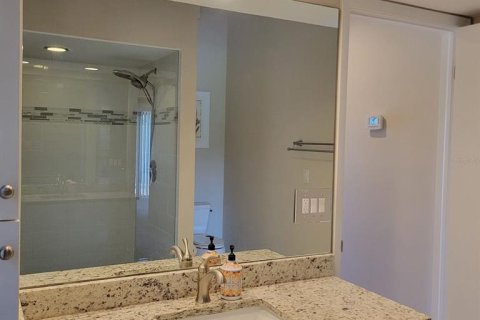 Adosado en alquiler en Treasure Island, Florida, 2 dormitorios, 132.85 m2 № 1915874 - foto 27