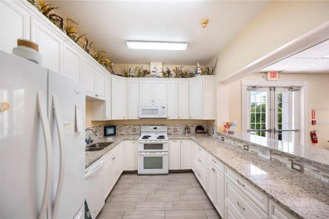 Villa ou maison à vendre à Polk City, Floride: 3 chambres, 270.72 m2 № 1901828 - photo 16