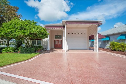 Villa ou maison à vendre à Polk City, Floride: 3 chambres, 270.72 m2 № 1901828 - photo 1