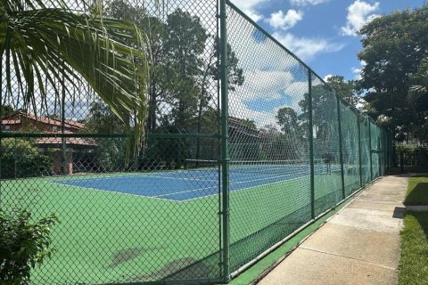Condo in Orlando, Florida, 1 bedroom  № 2112363 - photo 18