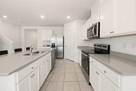 Villa ou maison à vendre à Haines City, Floride: 5 chambres, 248.42 m2 № 2398650 - photo 8