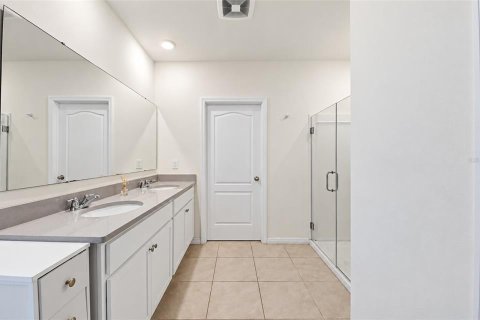 Villa ou maison à vendre à Haines City, Floride: 5 chambres, 248.42 m2 № 2398650 - photo 18