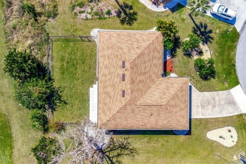 House in Punta Gorda, Florida 3 bedrooms, 127.93 sq.m. № 1573719 - photo 6