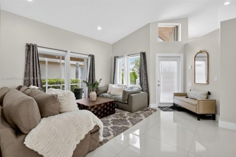 Купить виллу или дом в Бойнтон-Бич, Флорида 3 спальни, 167.22м2, № 1957902 - фото 9