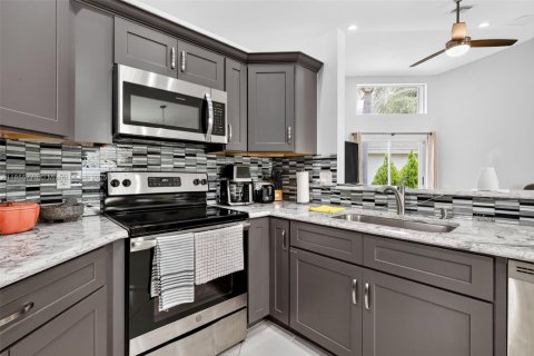 Купить виллу или дом в Бойнтон-Бич, Флорида 3 спальни, 167.22м2, № 1957902 - фото 21