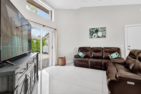 Купить виллу или дом в Бойнтон-Бич, Флорида 3 спальни, 167.22м2, № 1957902 - фото 12