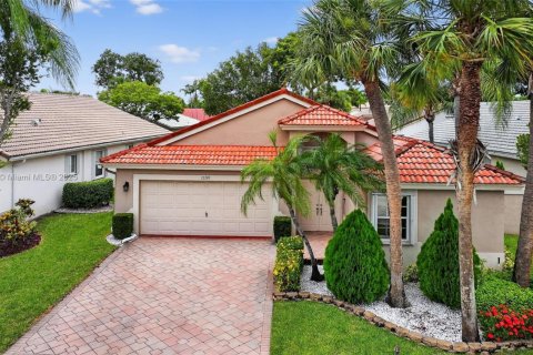 Купить виллу или дом в Бойнтон-Бич, Флорида 3 спальни, 167.22м2, № 1957902 - фото 1