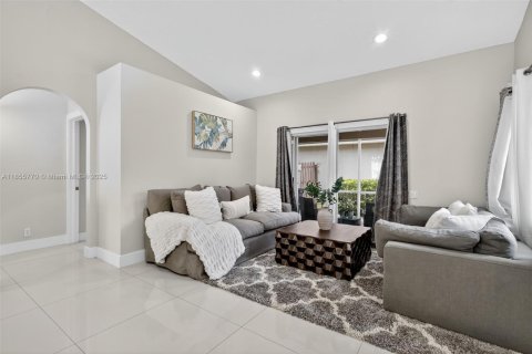 Купить виллу или дом в Бойнтон-Бич, Флорида 3 спальни, 167.22м2, № 1957902 - фото 10