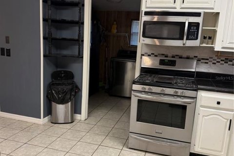 Casa en venta en Gainesville, Florida, 4 dormitorios, 143.44 m2 № 1805567 - foto 7