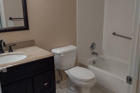 Copropriété à vendre à Tamarac, Floride: 2 chambres, 123.1 m2 № 2182358 - photo 15