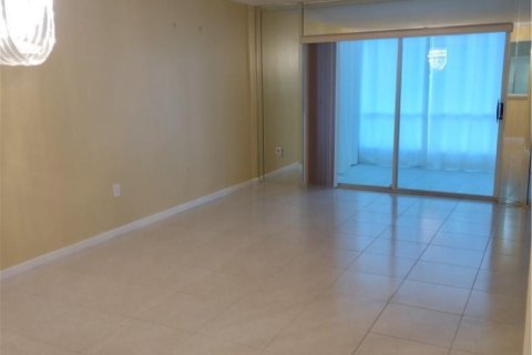 Copropriété à vendre à Tamarac, Floride: 2 chambres, 123.1 m2 № 2182358 - photo 18