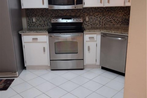 Copropriété à vendre à Tamarac, Floride: 2 chambres, 123.1 m2 № 2182358 - photo 9