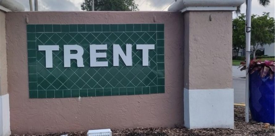 Condo à Tamarac, Floride, 2 chambres  № 2182358