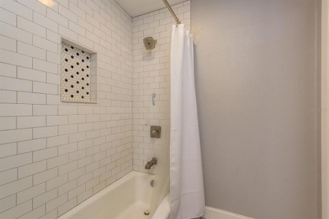 Villa ou maison à vendre à Tampa, Floride: 3 chambres, 128.58 m2 № 1916411 - photo 24